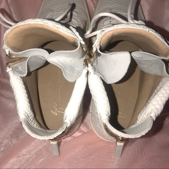 Giuseppe Zanotti Mens  Leather Hi-Top Sneakers - Picture 7 of 8